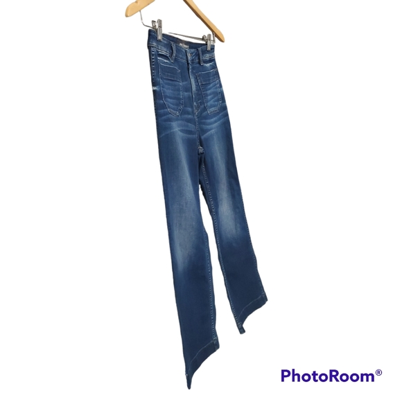 🆕️ Sample Prosperity Flare Jeans - Picture 3 of 7